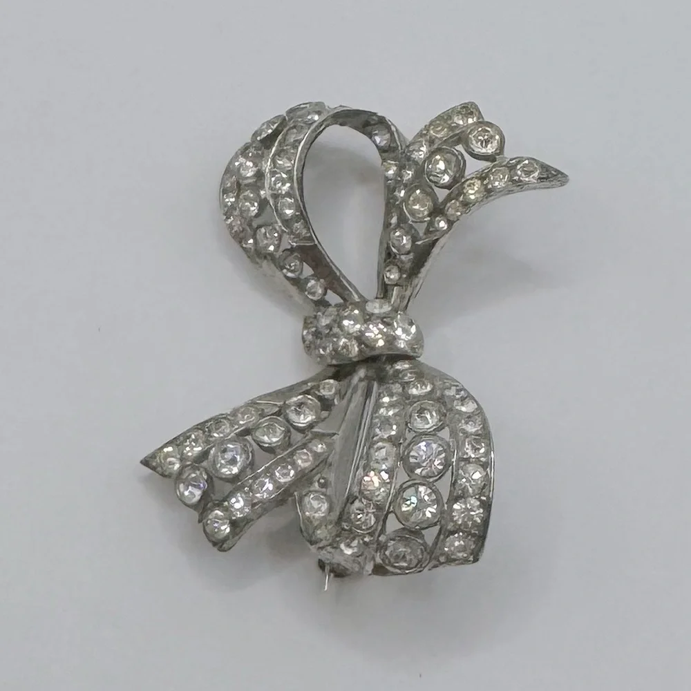 Vintage crystal bow